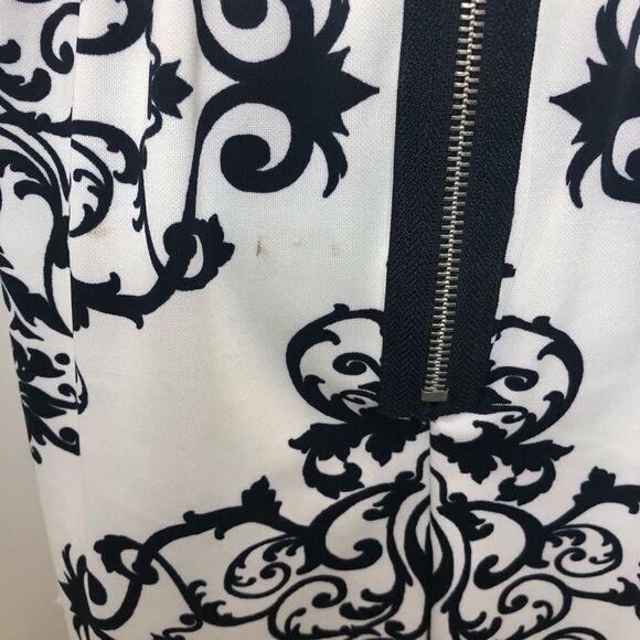 B. Darlin black and white sheer back cap sleeve dress - Picture 9 of 14